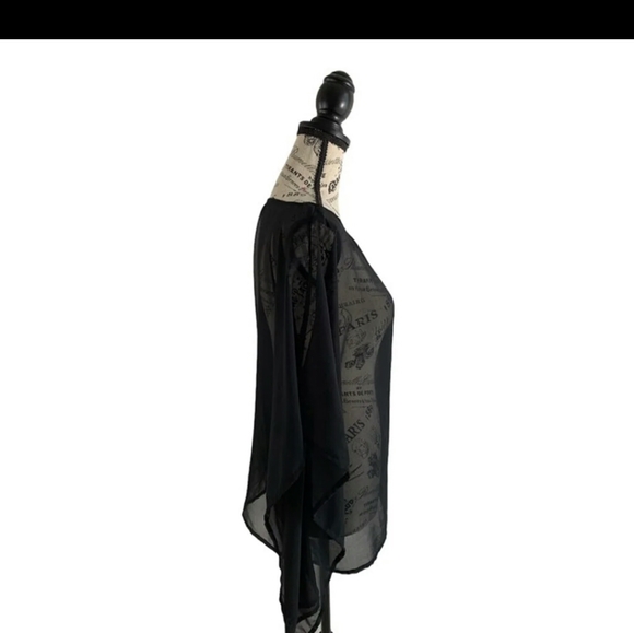 Women's S/M sheer black blouse - Picture 4 of 7